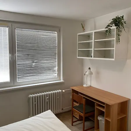 Habitación en casa particular Cozy, Bright With Free Parking