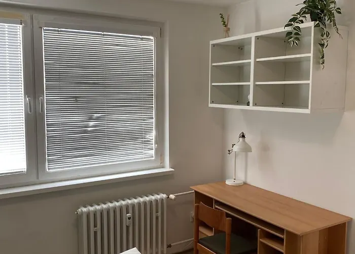 Homestay Cozy, Bright With Free Parking